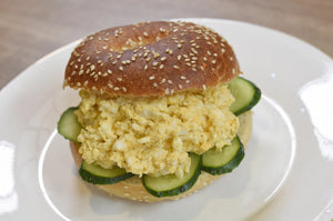 Egg Salad Sandwich כריך סלט ביצים