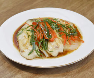 Steamed Fish with Ginger Lime דג מאודה עם ג'ינג'ר ליים